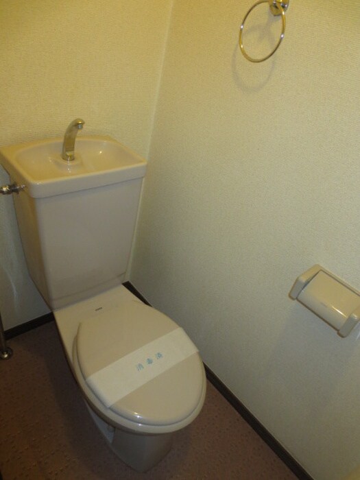 アゼリア東大和の物件内観写真