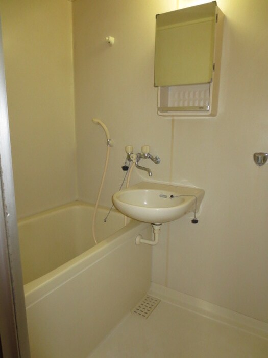 アゼリア東大和の物件内観写真