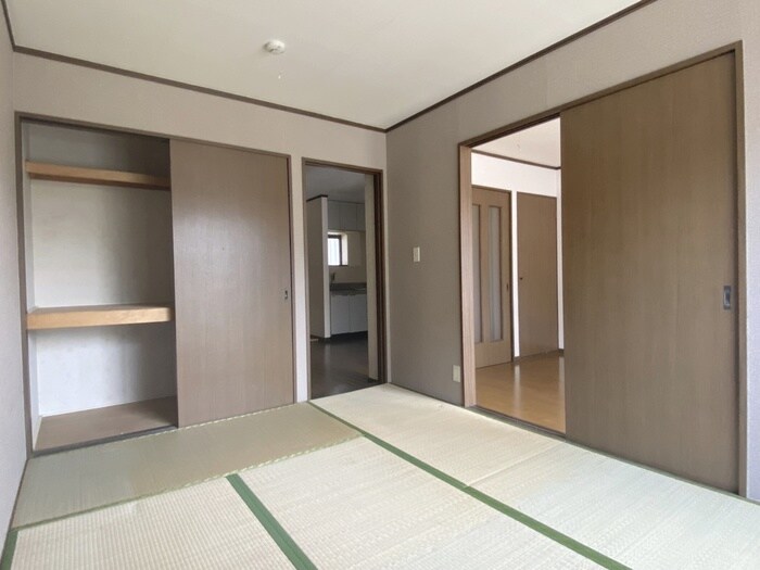 アゼリア東大和の物件内観写真