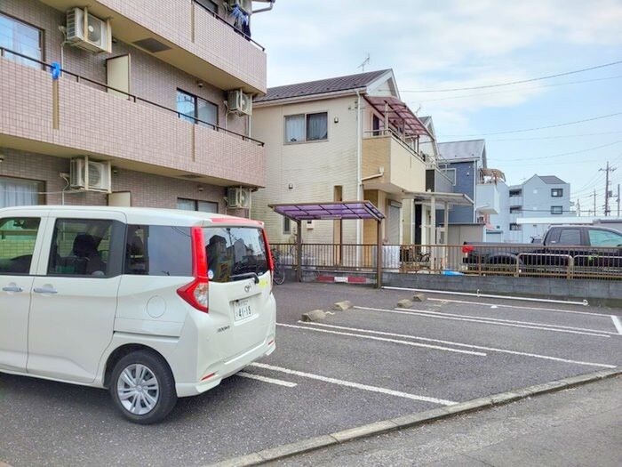 ロッキー毛呂山の物件外観写真