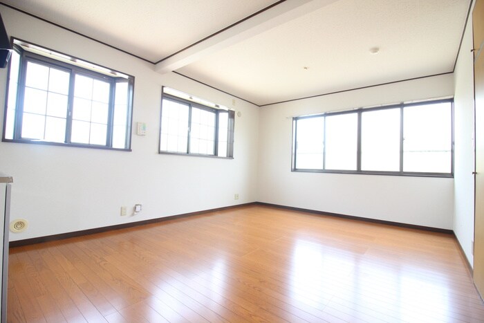 ゴールドハイツ Ａの物件内観写真