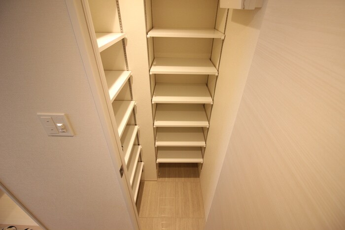 エルスタンザ文京湯島の物件内観写真