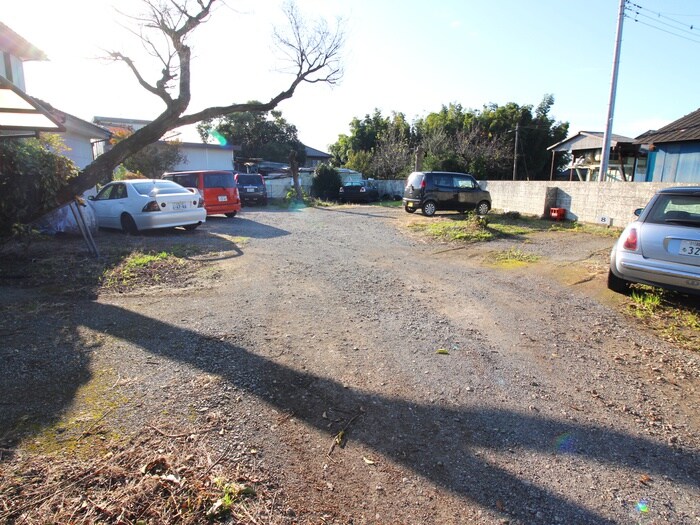 スリー・Ｗｏｏｄの物件外観写真