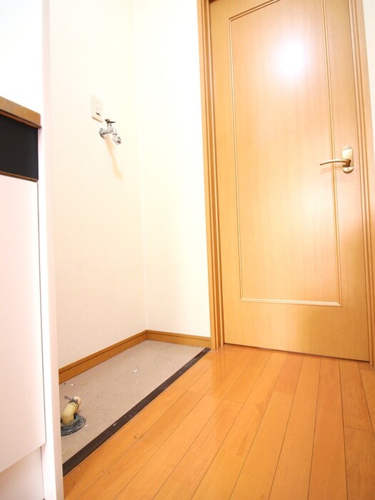 スリー・Ｗｏｏｄの物件内観写真