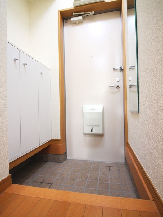 スリー・Ｗｏｏｄの物件内観写真