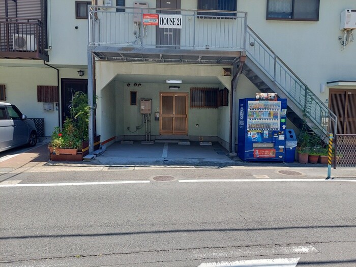 ハウス２１の物件外観写真