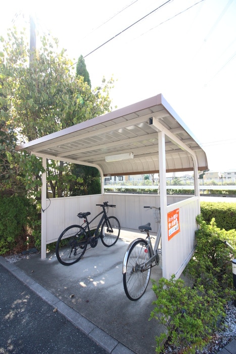 グランドイーストⅡの物件外観写真