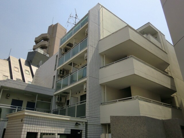 トップ本郷の物件外観写真