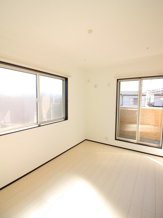 レジデンシア浦和皇山町の物件内観写真