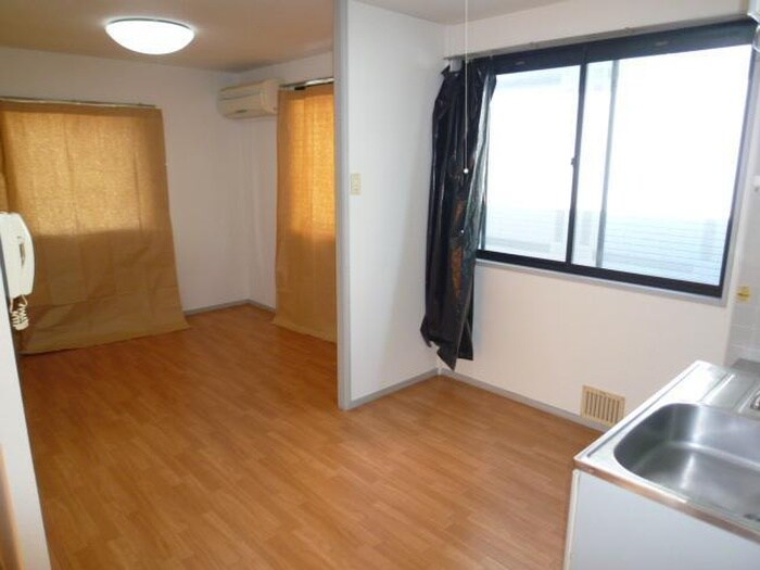 サンライジングの物件内観写真