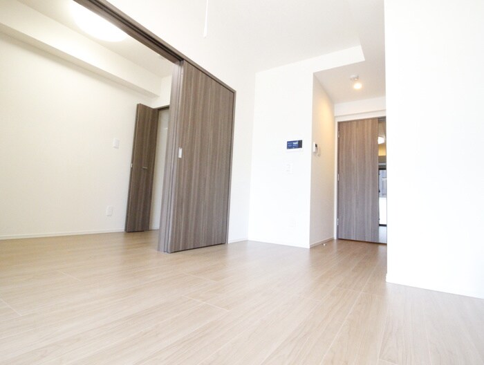 ONE ROOF RESIDENCE KIBA WESTの物件内観写真