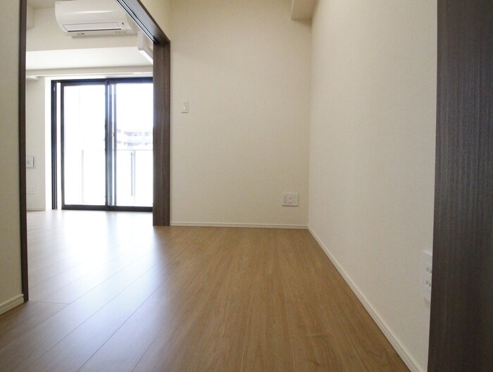 ONE ROOF RESIDENCE KIBA WESTの物件内観写真