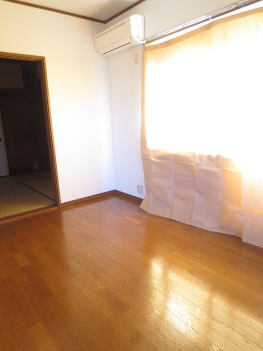 オレンジコートの物件内観写真