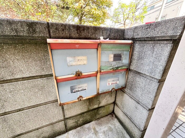 シティハイム・グル－ラＡ棟の物件外観写真