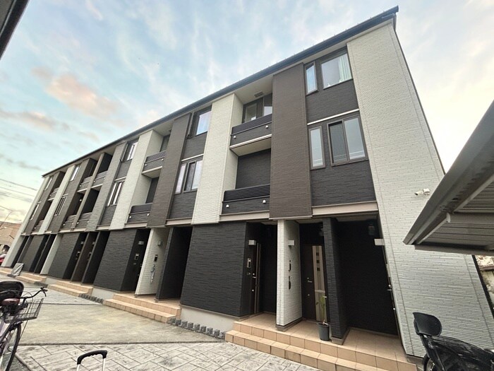 ブランシュネ－ジュの物件外観写真