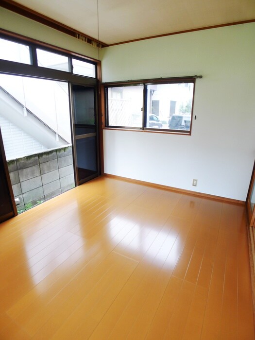 上落合七丁目貸家の物件内観写真