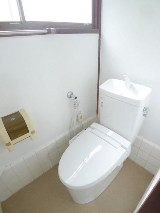 上落合七丁目貸家の物件内観写真