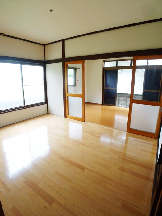 上落合七丁目貸家の物件内観写真