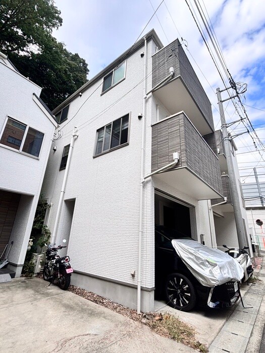 Ｉ　ＨＯＵＳＥの物件外観写真