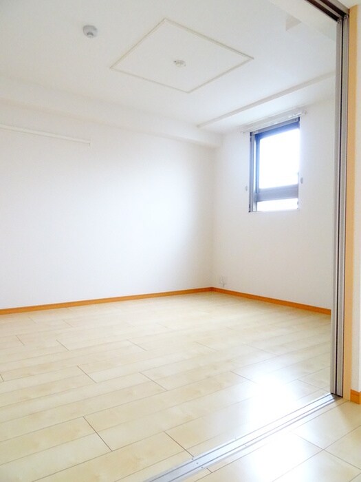 グロリア　レジデンスの物件内観写真