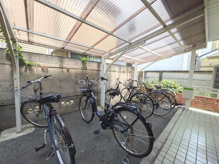 エヴェナール上北沢の物件外観写真