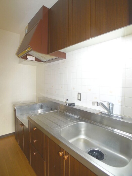 イーストパーク胡録台の物件内観写真