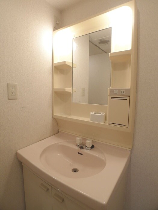 イーストパーク胡録台の物件内観写真