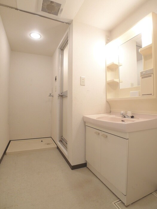 イーストパーク胡録台の物件内観写真