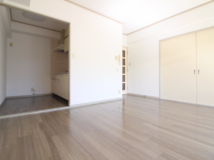 シャルマン２の物件内観写真