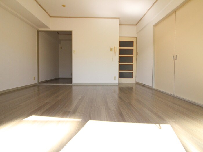 シャルマン２の物件内観写真