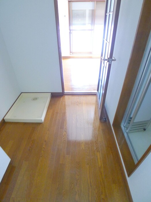 アベニュウ・アイの物件内観写真