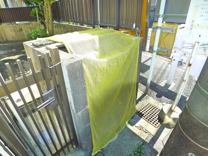 アベニュウ・アイの物件外観写真