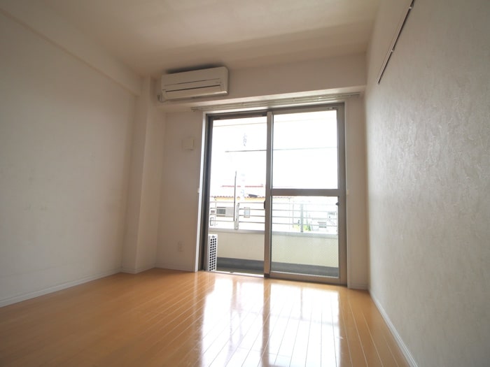 サニーガーデンの物件内観写真