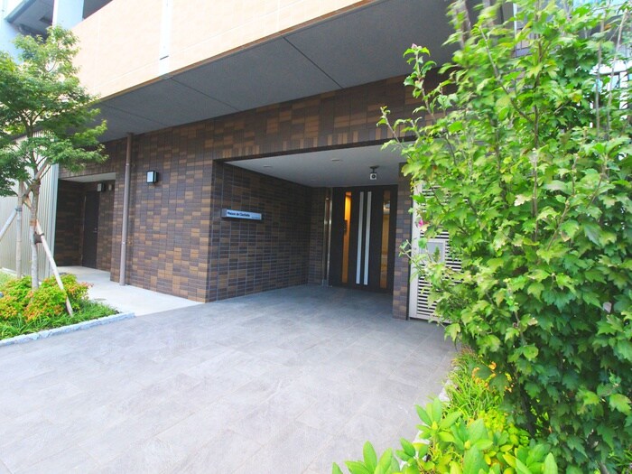 メゾン・ド・クロシェットの物件外観写真