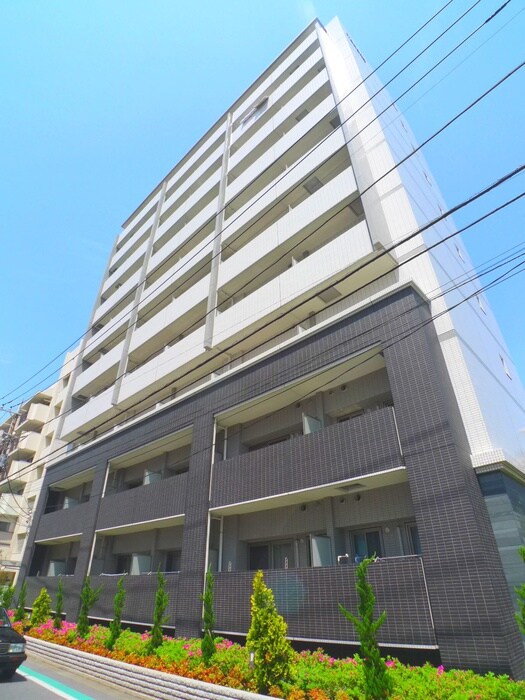 アン・ボルヌの物件外観写真