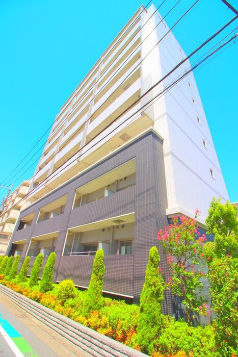 アン・ボルヌの物件外観写真