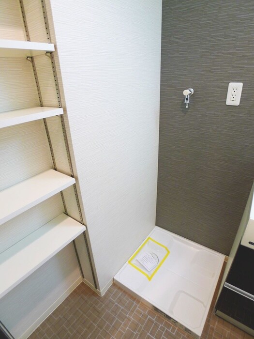 アン・ボルヌの物件内観写真