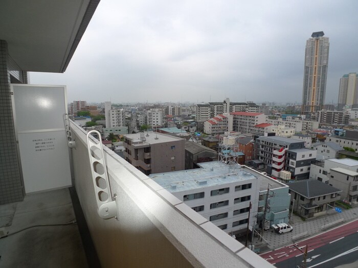 アン・ボルヌの物件内観写真