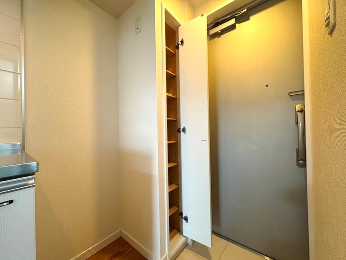 ＢＲＩＺＺ新宿中井（406）の物件内観写真