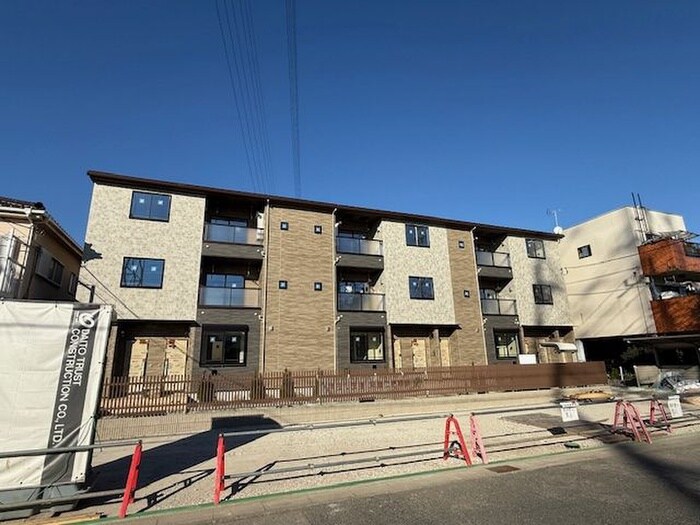 ファミリエの物件外観写真