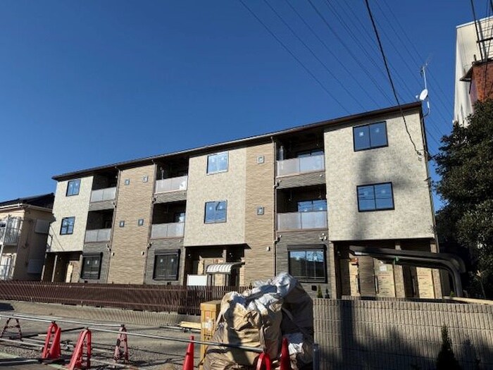 ファミリエの物件外観写真