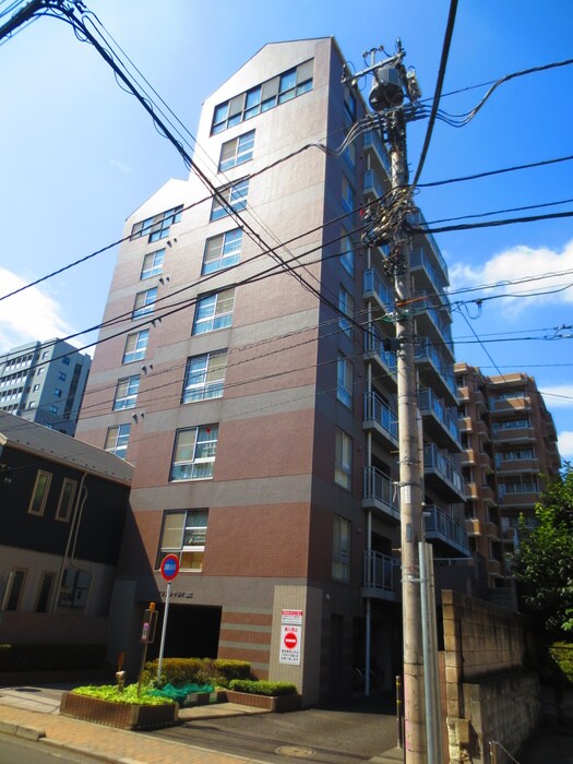 グランシャリオ国立の物件外観写真