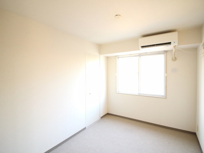 グランシャリオ国立の物件内観写真