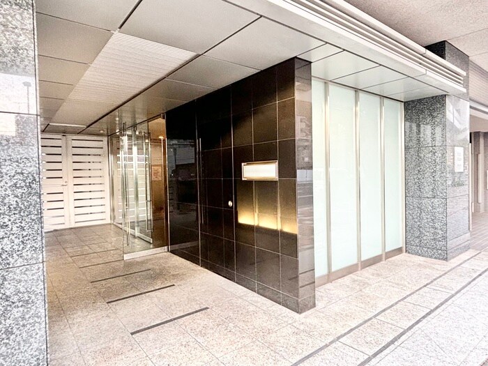 ﾊﾟ-ｸｱｸｼｽ新板橋ｲ-ｽﾄ(885-8-2)の物件外観写真