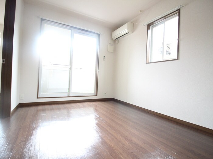 パラディの物件内観写真