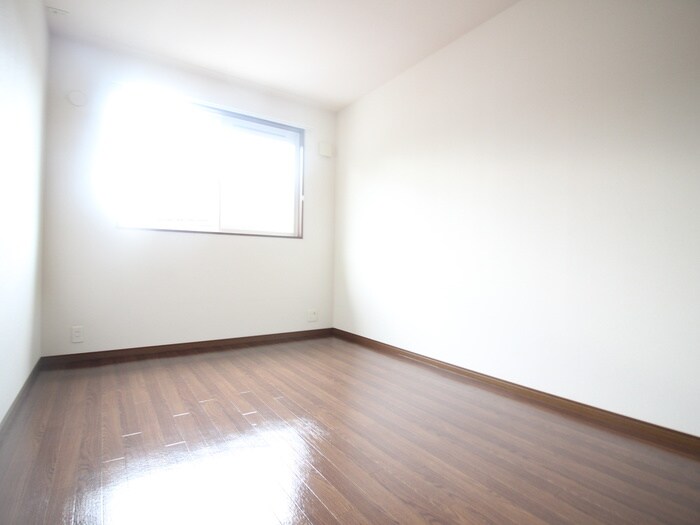 パラディの物件内観写真