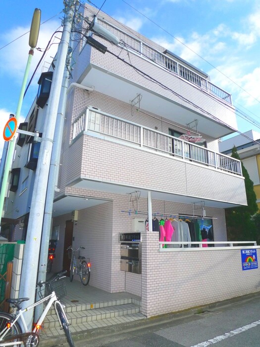 第二塚越フラットの物件外観写真