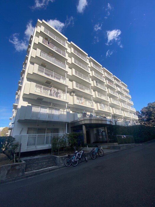 ヒルズ南戸塚3号棟の物件外観写真