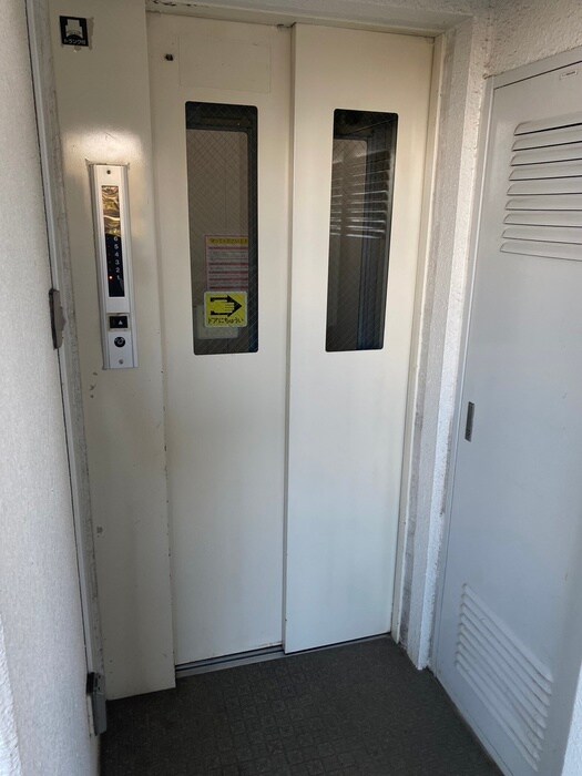 ヒルズ南戸塚3号棟の物件外観写真