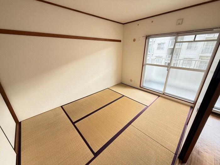 ヒルズ南戸塚3号棟の物件内観写真